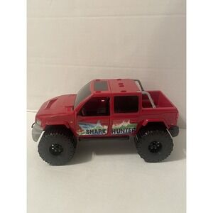 Shark Hunter‎ Tree House Kids RED Truck (truck only) Doors Open With Tow Hitch